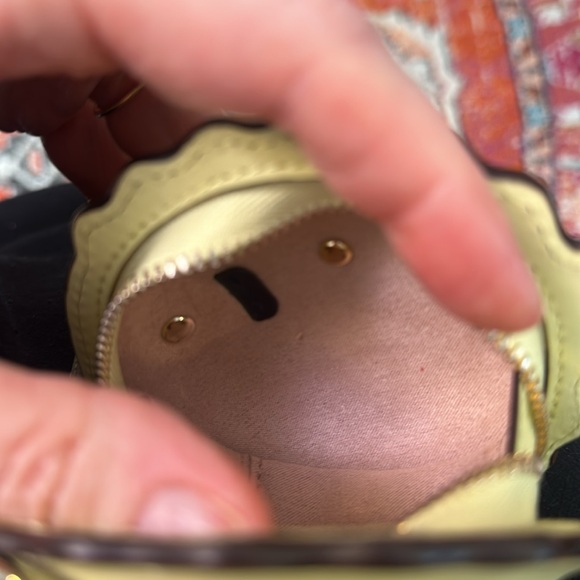 KATE SPADE FISH CHANGE PURSE KEY CHAIN TROPICAL YELLOW BLACK SILVER CUTE LNC π - Picture 10 of 10